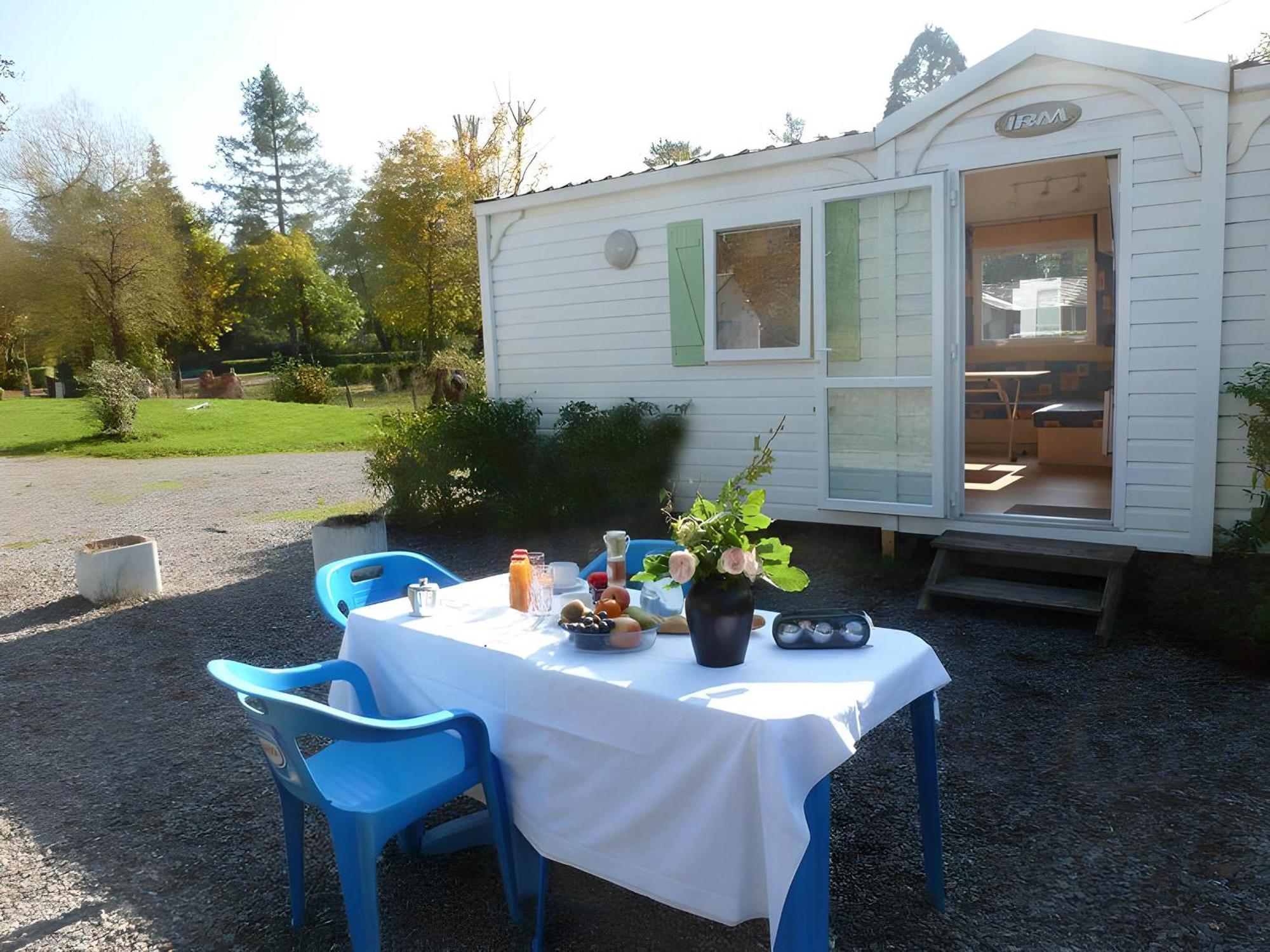 Camping Des Bains Saint-Honoré Екстериор снимка