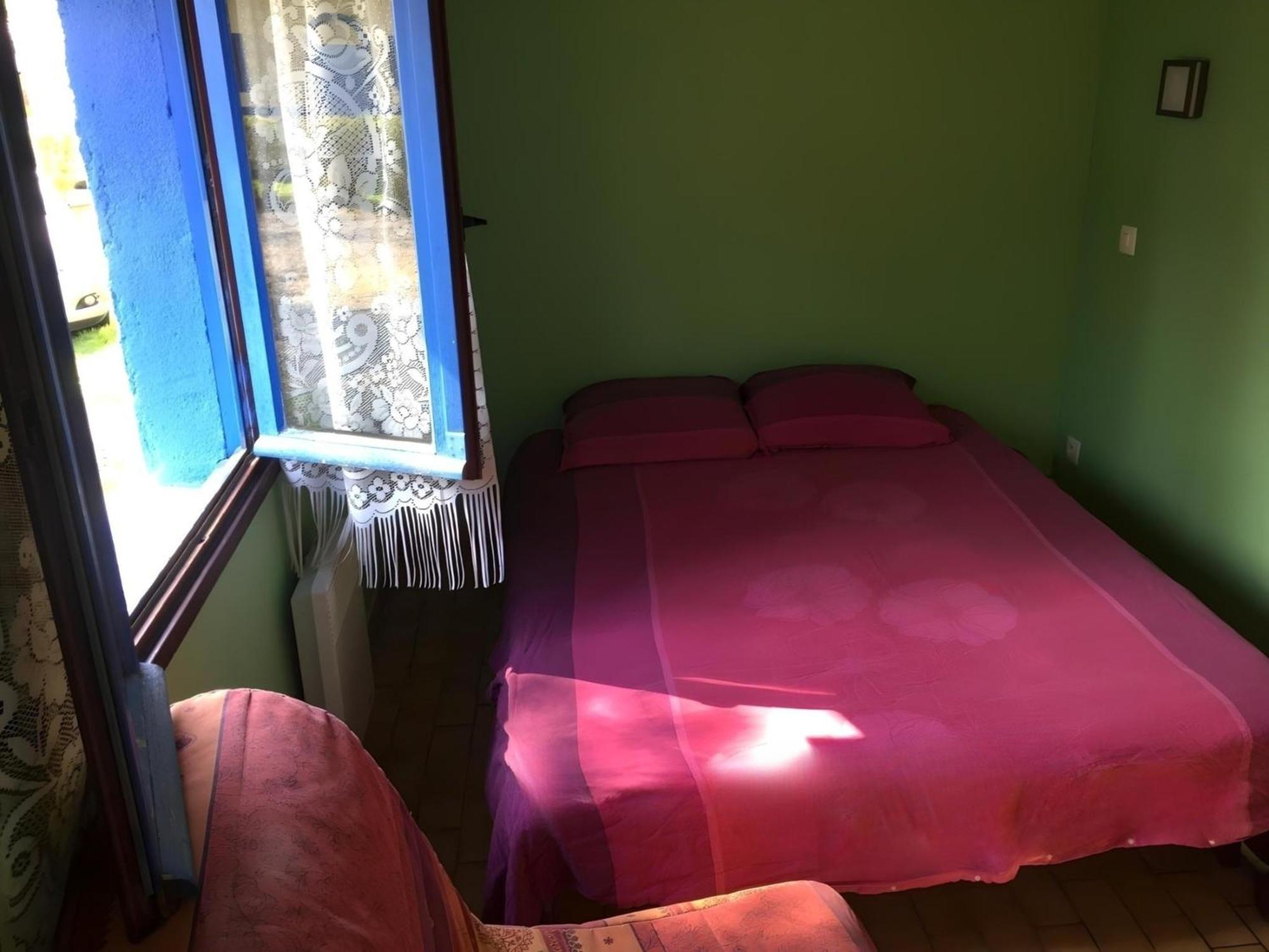 Camping Des Bains Saint-Honoré Стая снимка